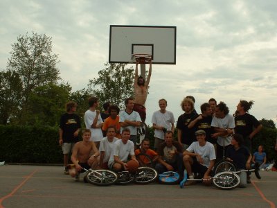 Basket  monocycle, Woodstower 2002